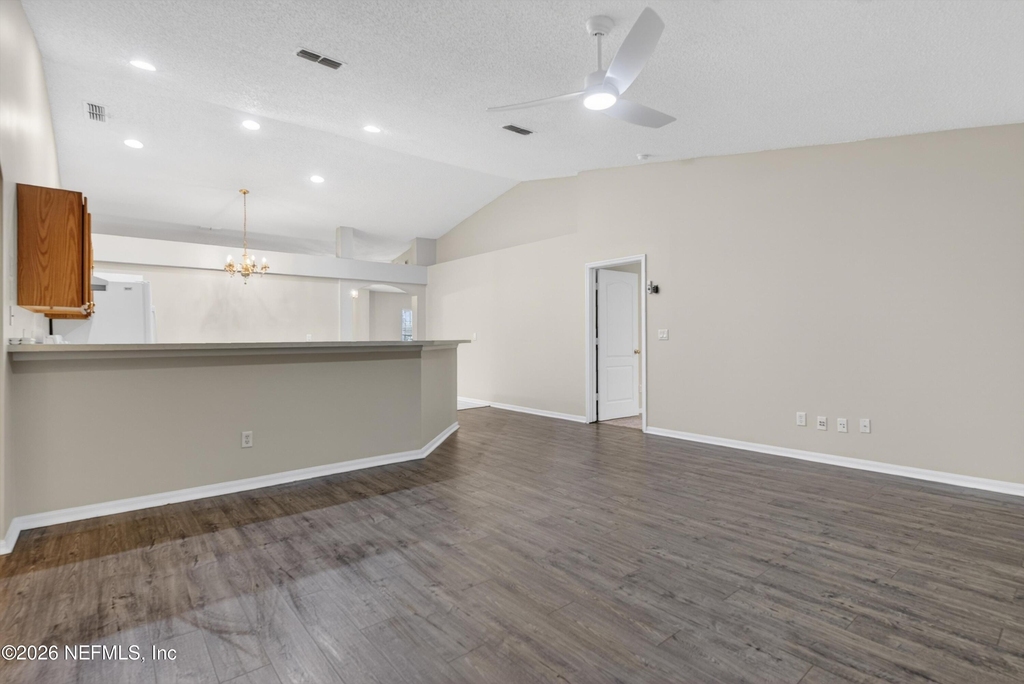 1648 Glen Laurel Drive - Photo 11