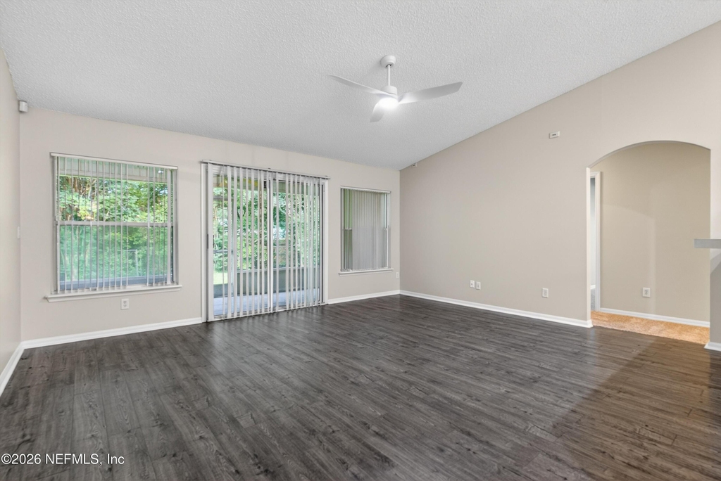 1648 Glen Laurel Drive - Photo 10