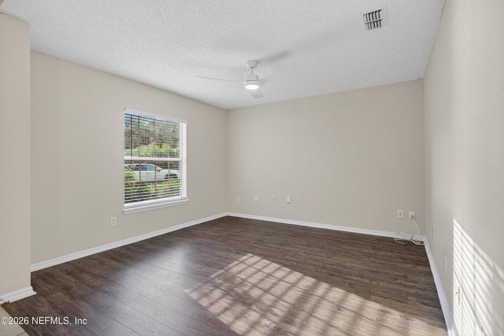 1648 Glen Laurel Drive - Photo 5