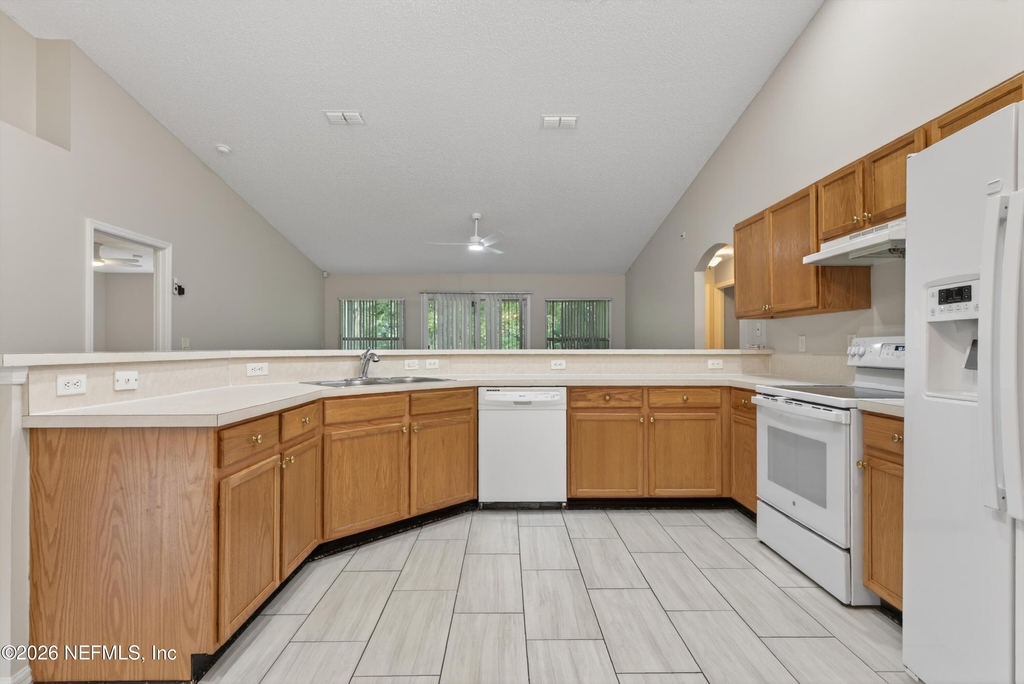 1648 Glen Laurel Drive - Photo 8