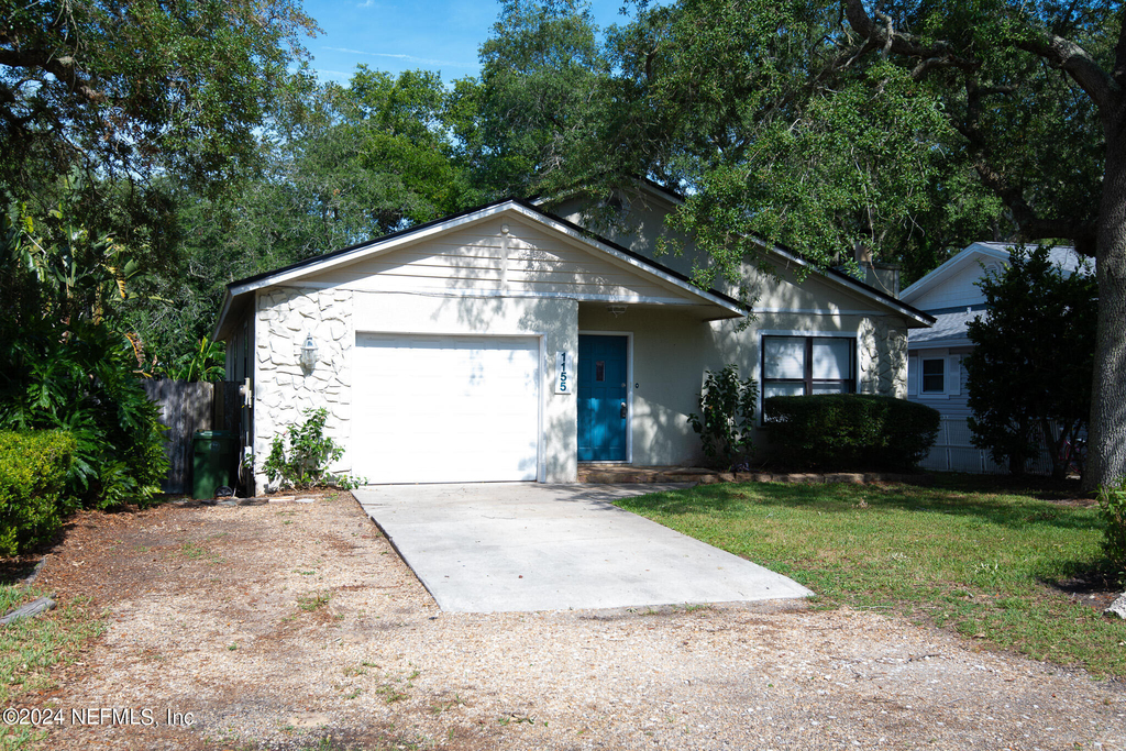 1155 19th Street N - Photo 2