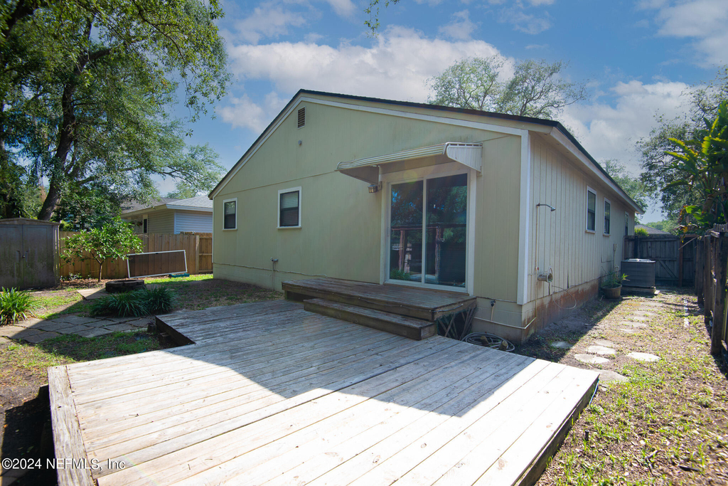 1155 19th Street N - Photo 13