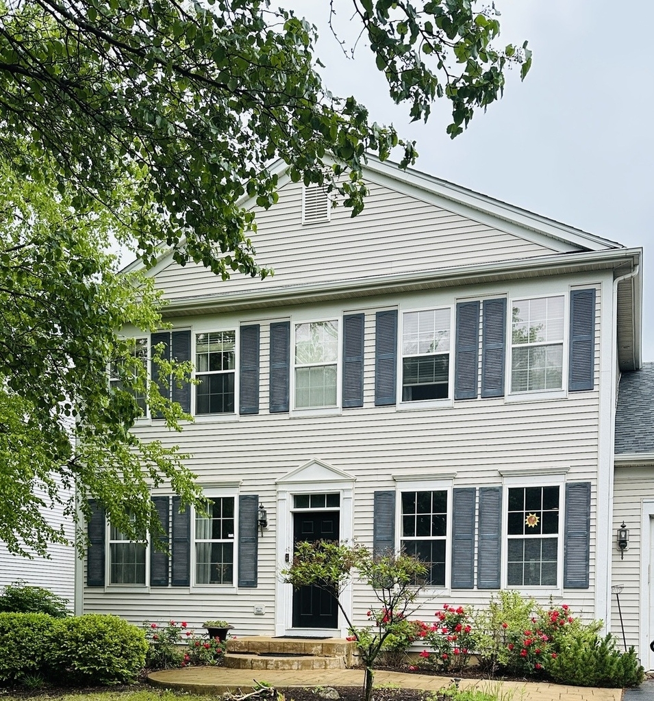 1582 Manhattan Street - Photo 0