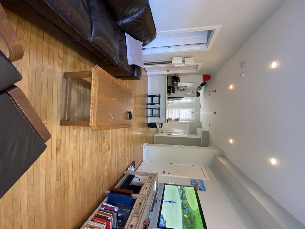 2778 N Kenmore Avenue - Photo 7