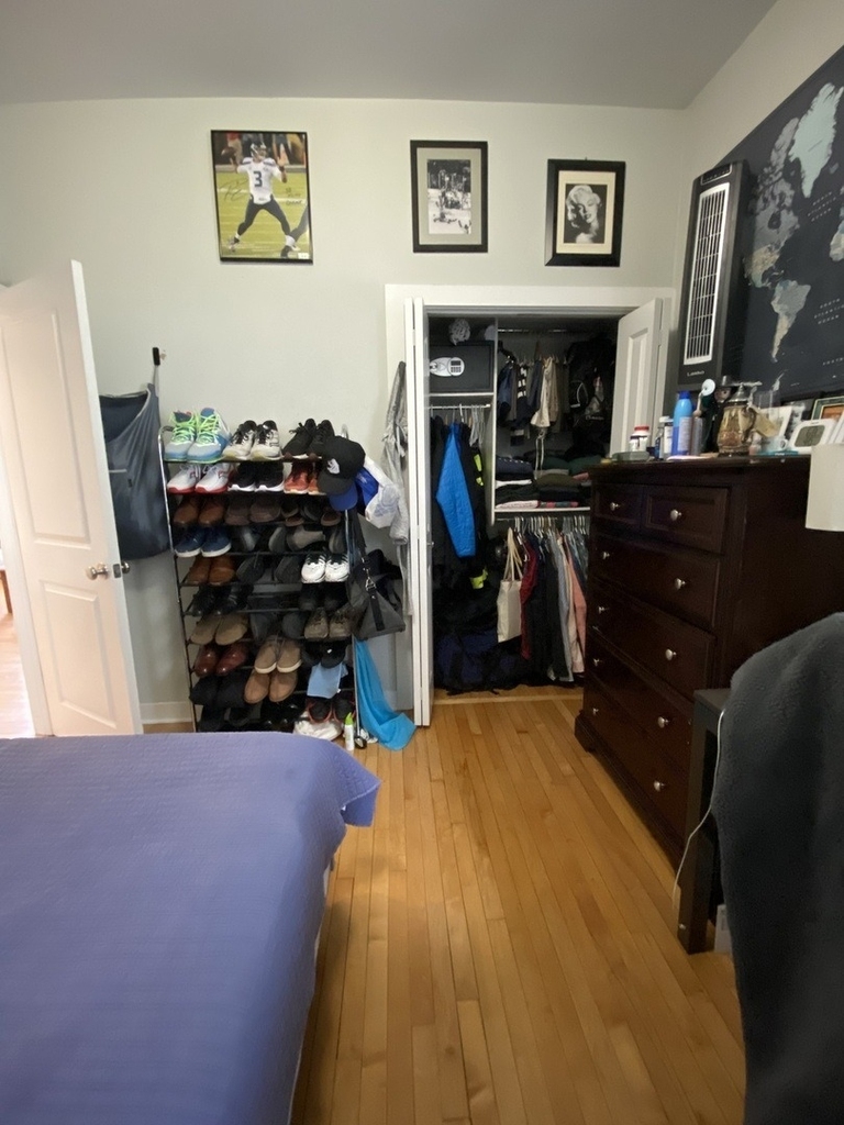 2778 N Kenmore Avenue - Photo 5