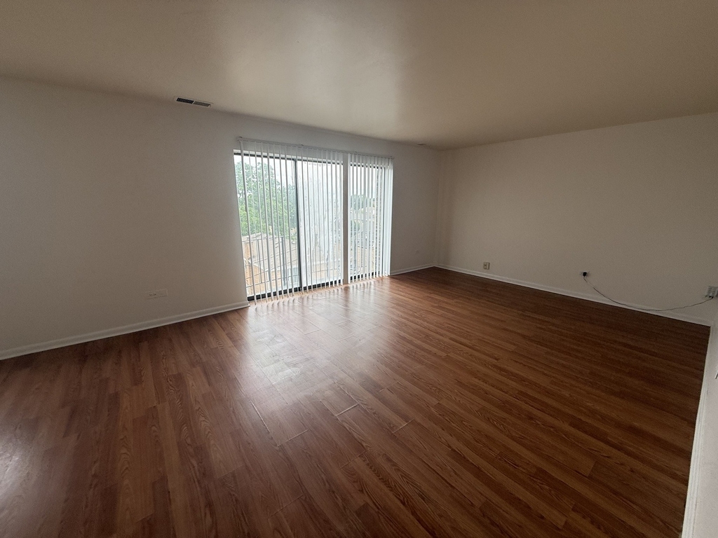 2300 N Harlem Avenue - Photo 2