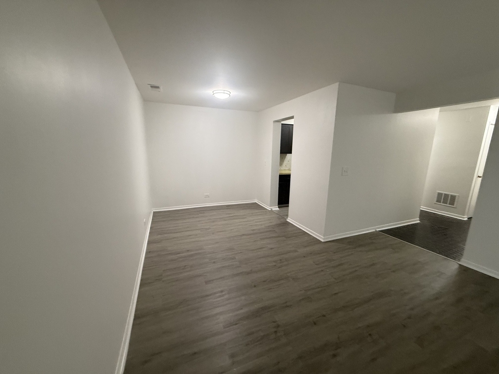 2300 N Harlem Avenue - Photo 32