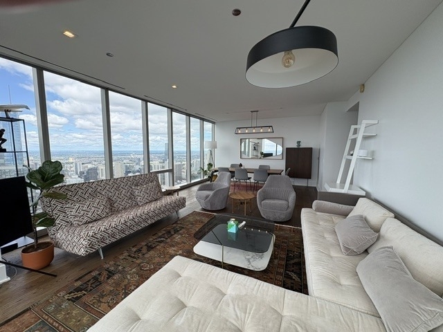 363 E Wacker Drive - Photo 2