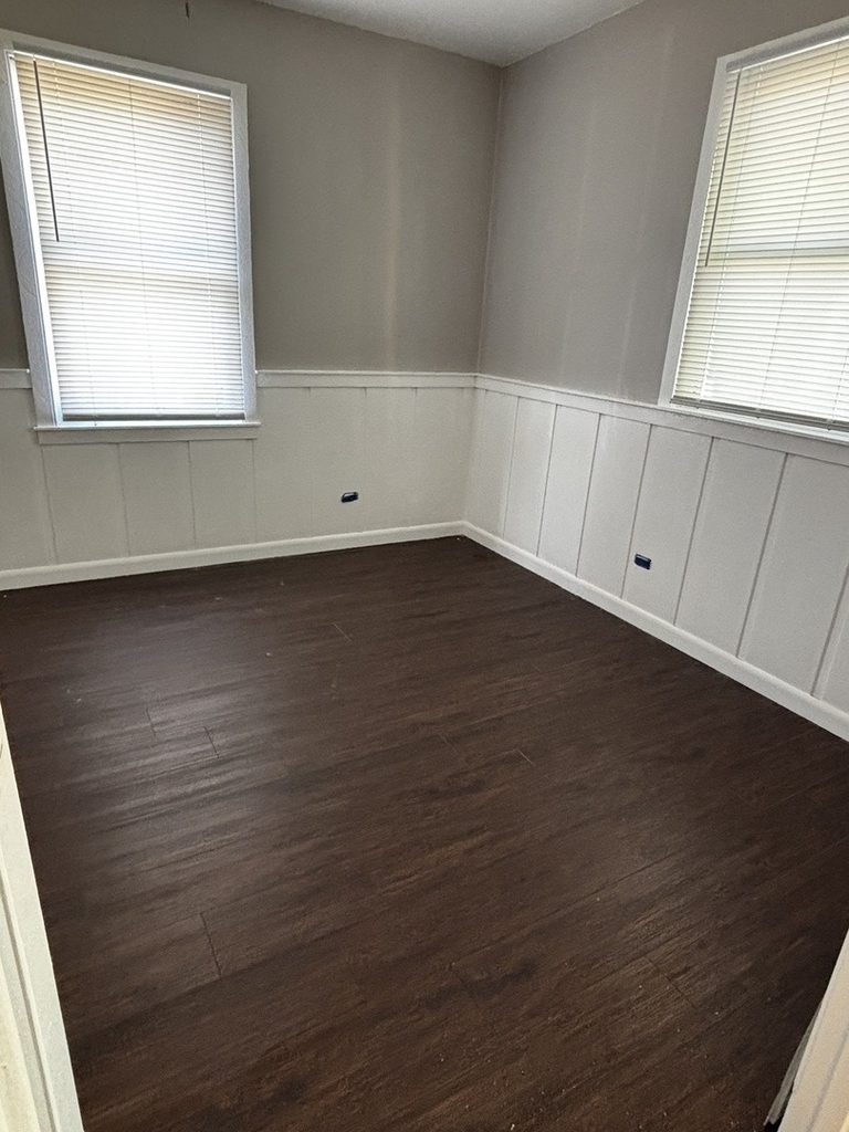 233 S Yale Avenue - Photo 4