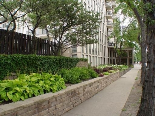 1660 N Lasalle Drive - Photo 18