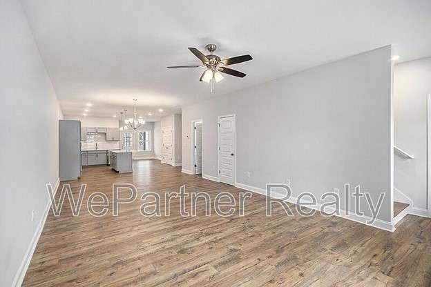 136 Crest Pointe - Photo 1