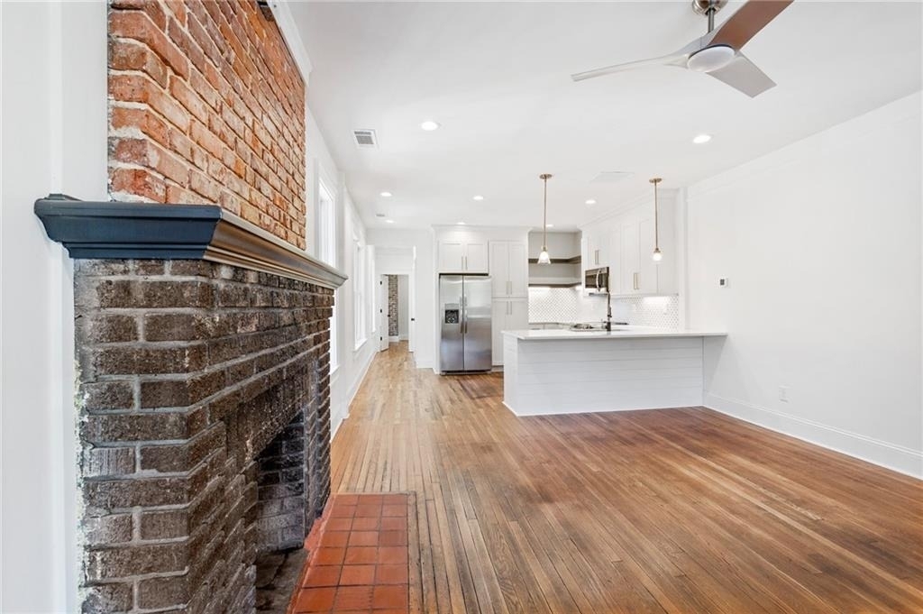 512 Ralph Mcgill Boulevard Ne - Photo 2