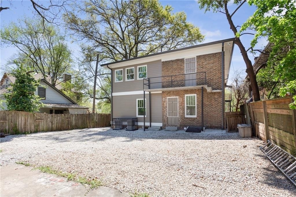 512 Ralph Mcgill Boulevard Ne - Photo 10