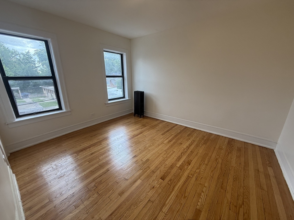 7353 N Damen Avenue - Photo 19