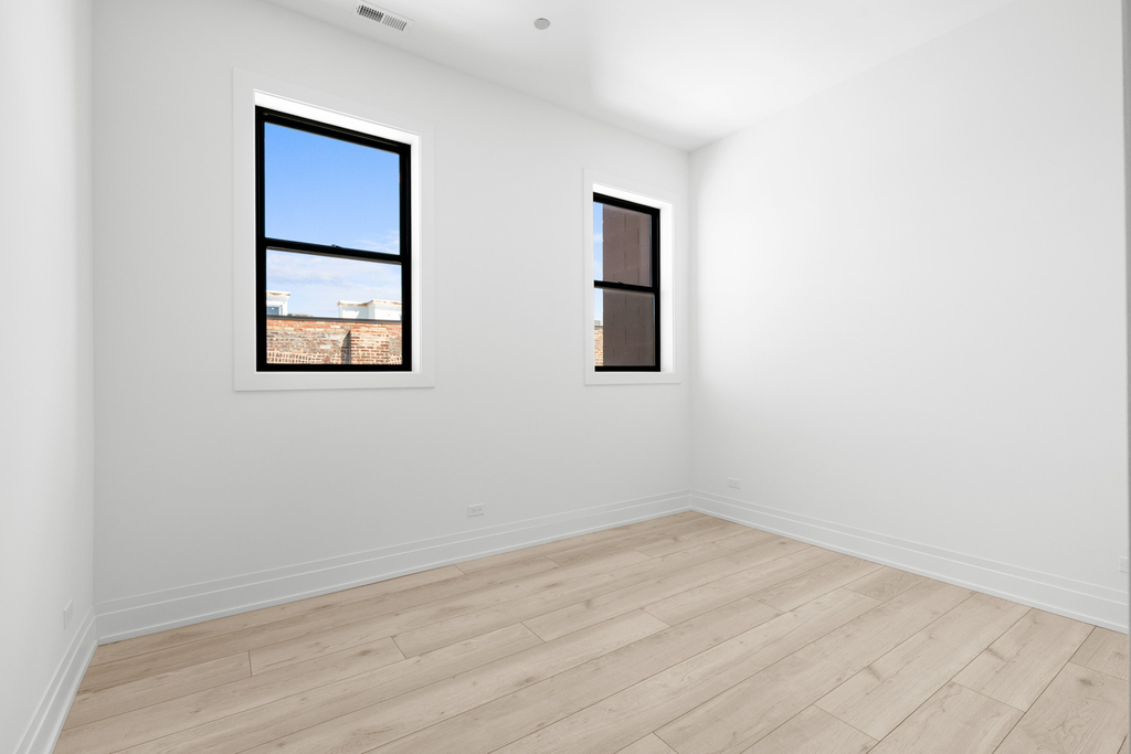 1331 W Taylor Street - Photo 11