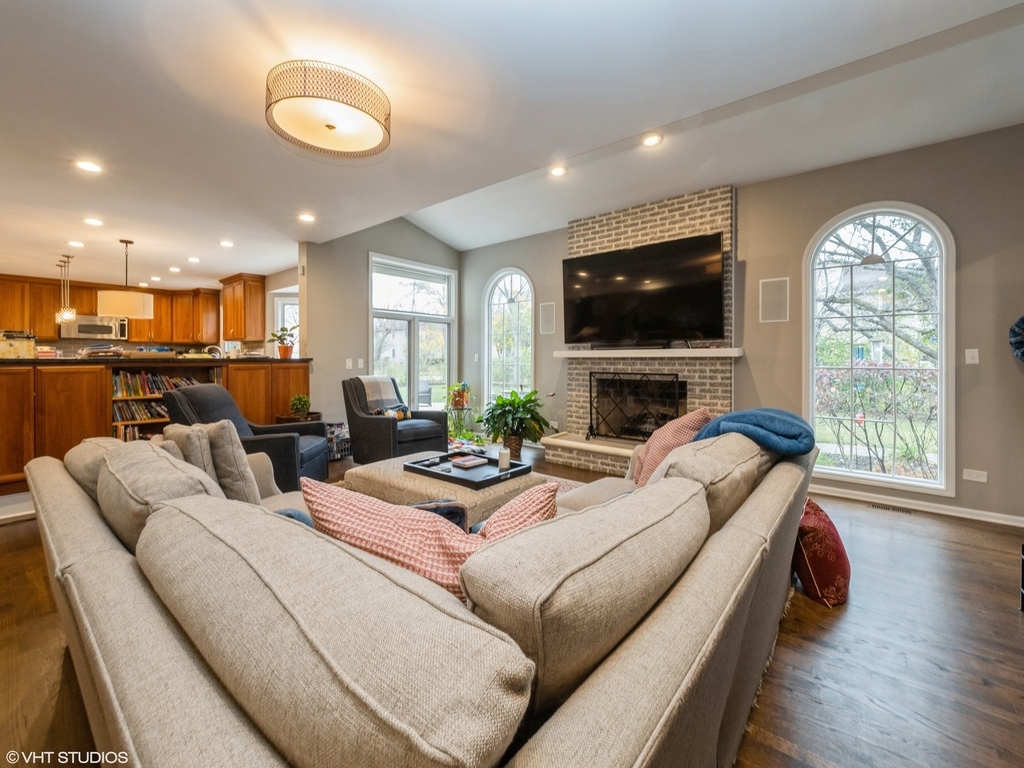445 Blue Ash Drive - Photo 5