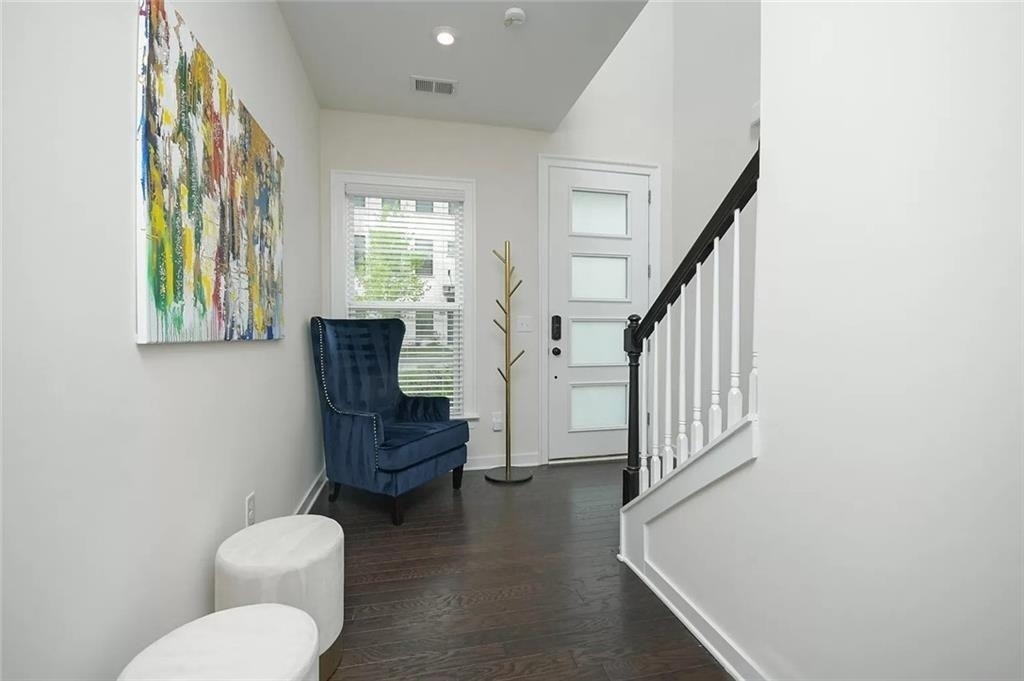 2048 Holtz Lane - Photo 3