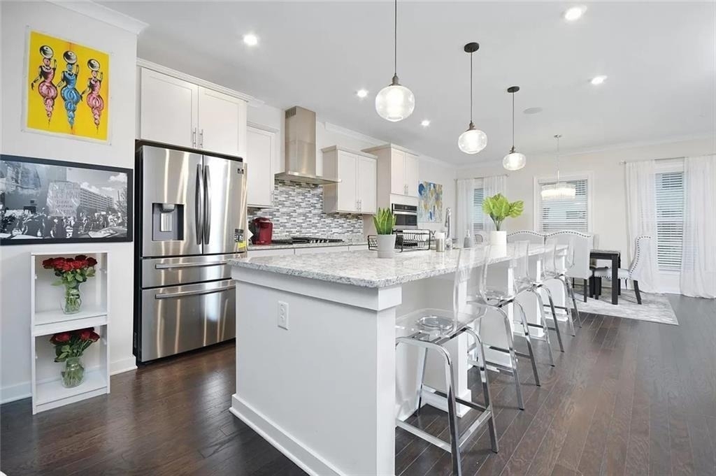 2048 Holtz Lane - Photo 5