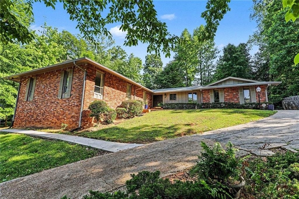 3084 Green Valley - Photo 1