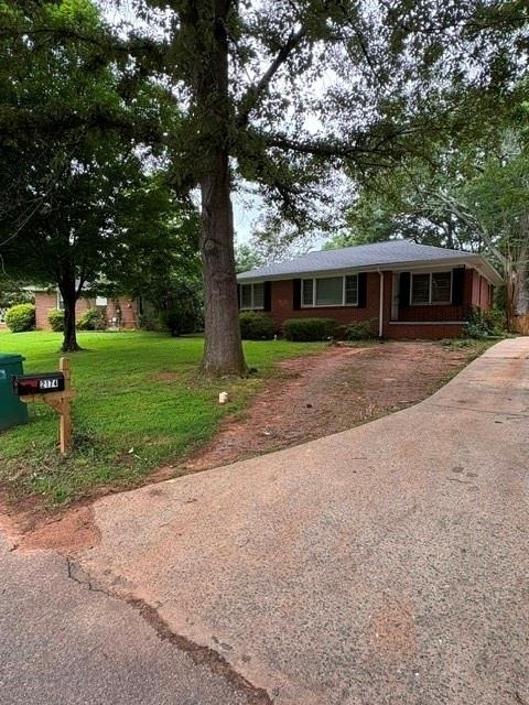 2174 Trailwood Drive Se - Photo 2