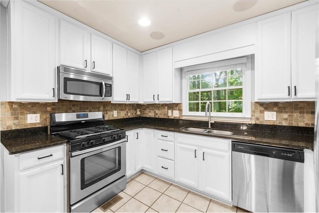 5667 Colton Drive - Photo 14