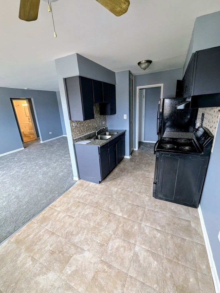 723 Grant Avenue - Photo 3