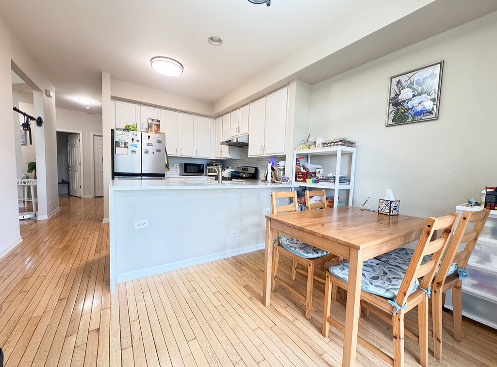 1320 Danada Court - Photo 3