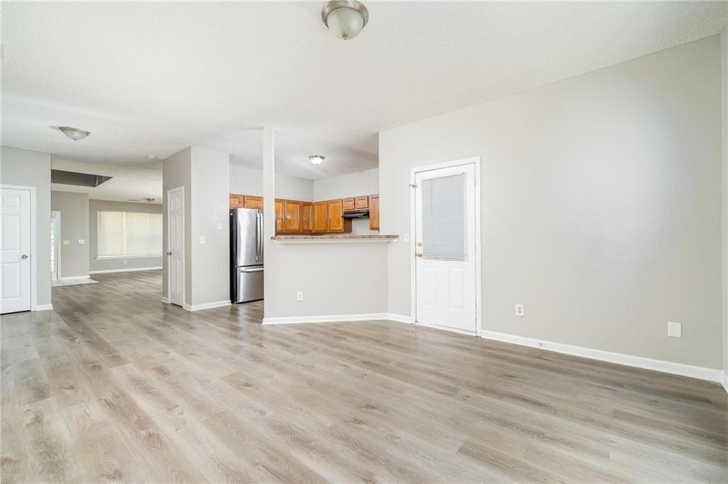 7683 Creekside Lane - Photo 7