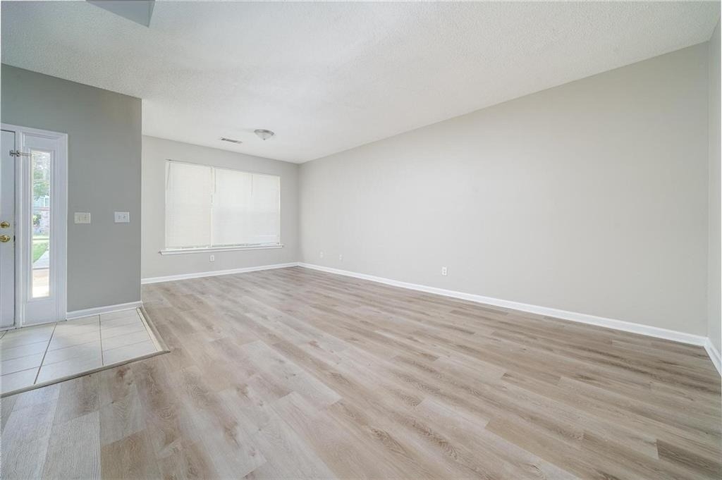 7683 Creekside Lane - Photo 4
