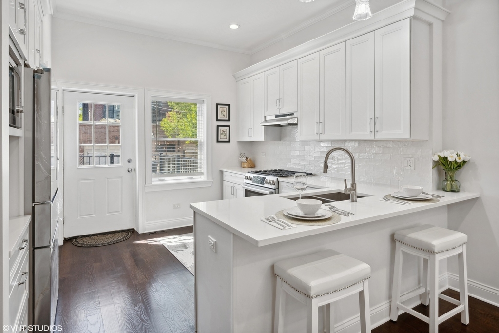 2347 W Altgeld Street - Photo 1