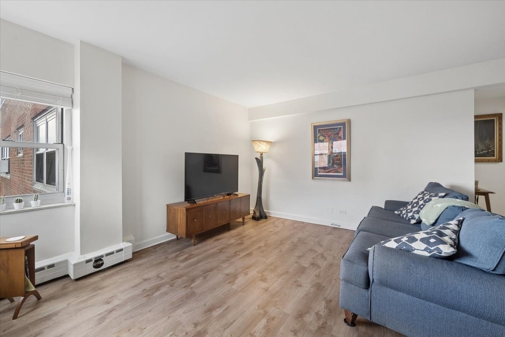 4950 N Marine Drive - Photo 6