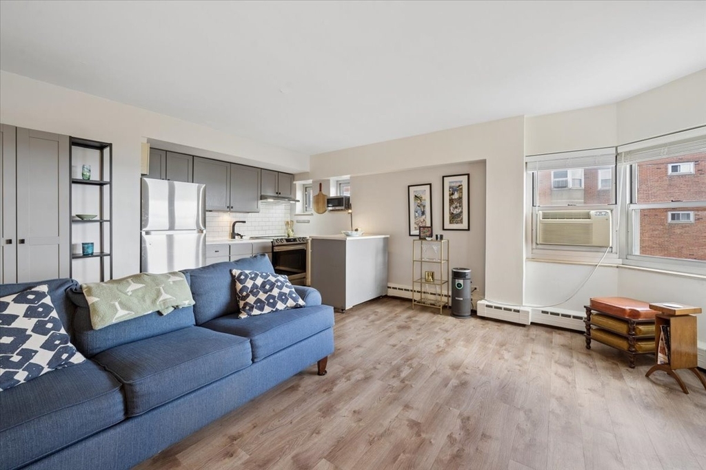 4950 N Marine Drive - Photo 8