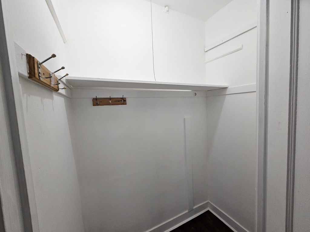 6551 N Francisco Avenue - Photo 2