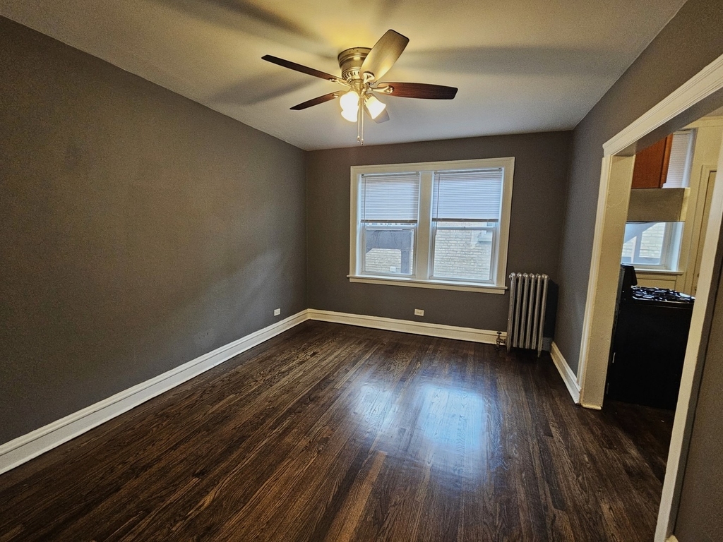 6551 N Francisco Avenue - Photo 7