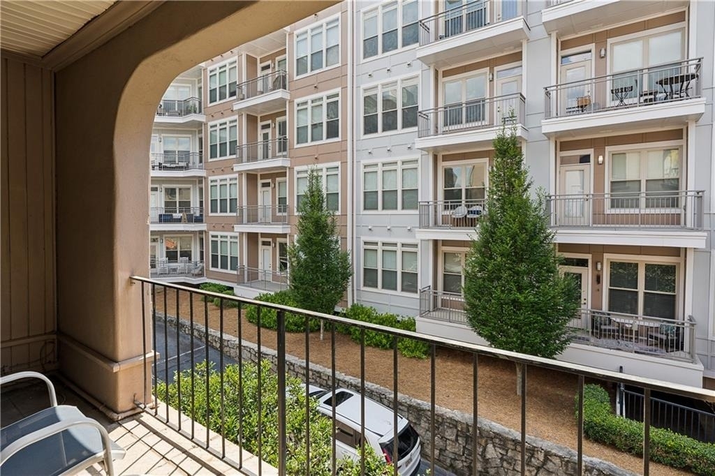 395 Pharr Road - Photo 18