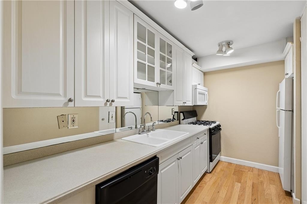 395 Pharr Road - Photo 6