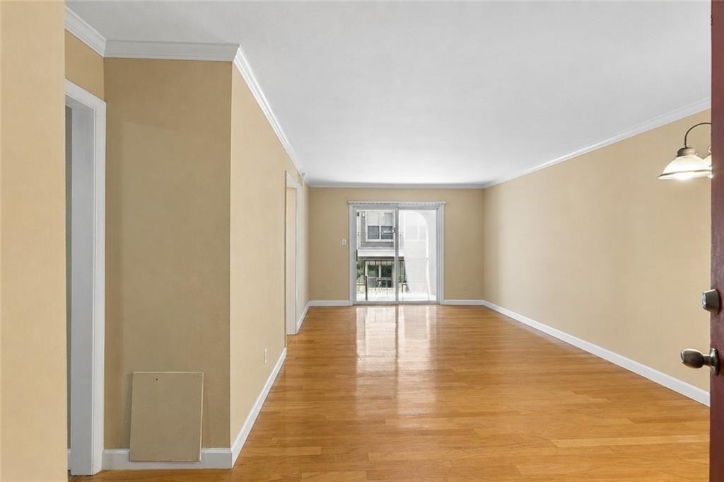 395 Pharr Road - Photo 4