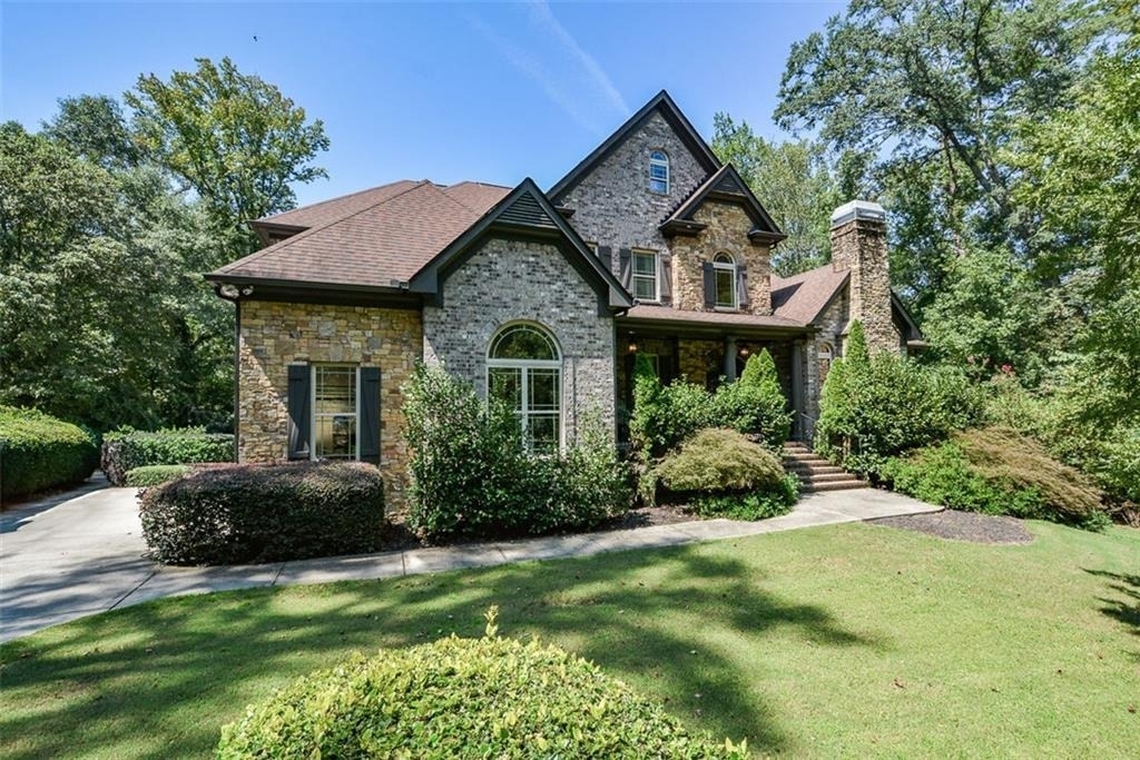 2210 Spalding Drive - Photo 5