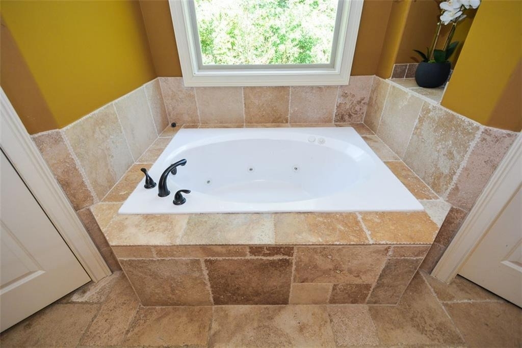 2210 Spalding Drive - Photo 51