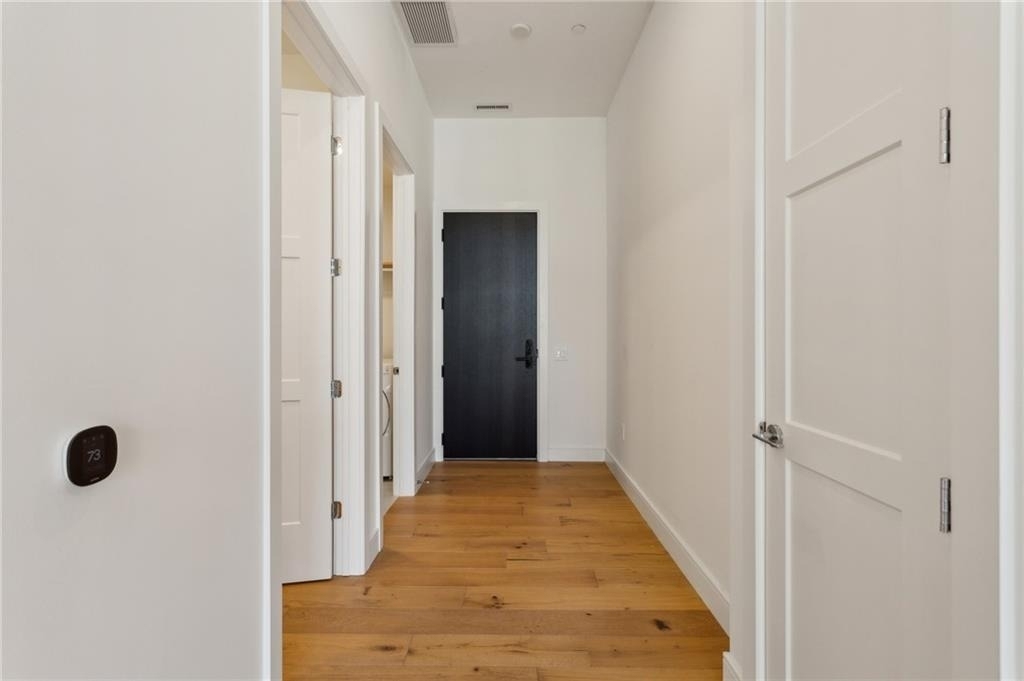 2425 Peachtree Road Ne - Photo 2