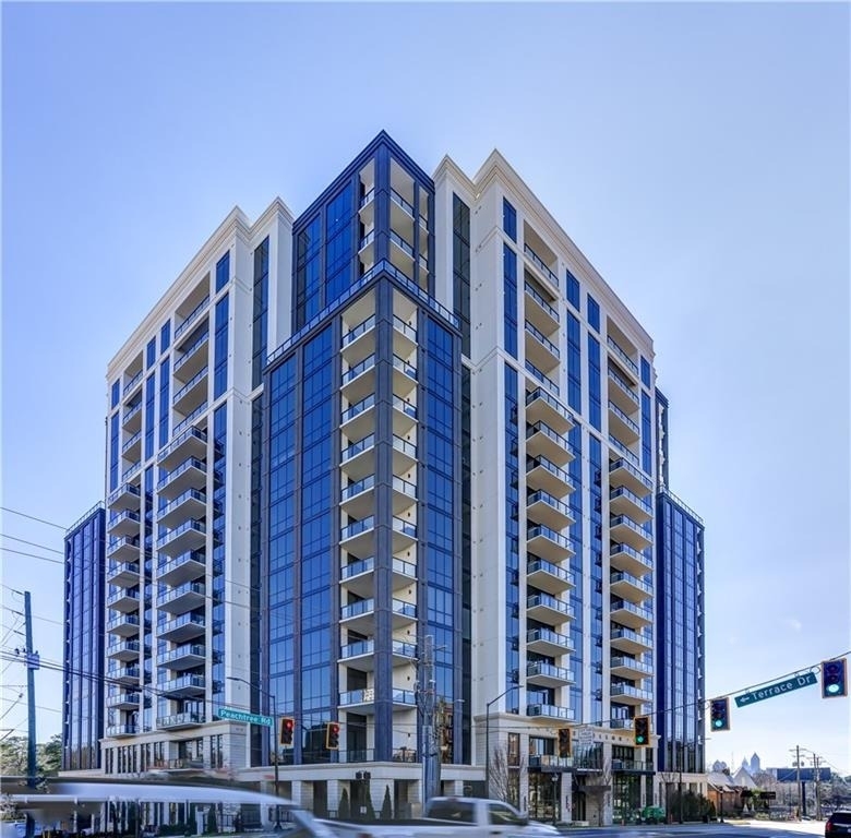 2425 Peachtree Road Ne - Photo 0