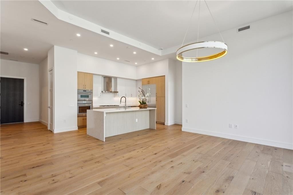 2425 Peachtree Road Ne - Photo 14