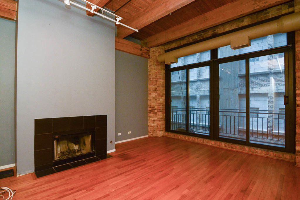 375 W Erie Street - Photo 7