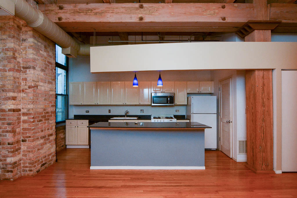 375 W Erie Street - Photo 1