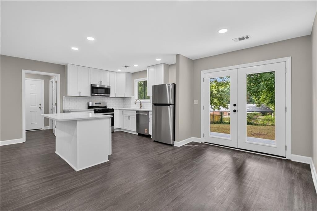 1540 Spender Drive - Photo 10