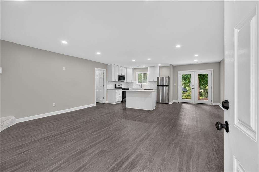 1540 Spender Drive - Photo 8