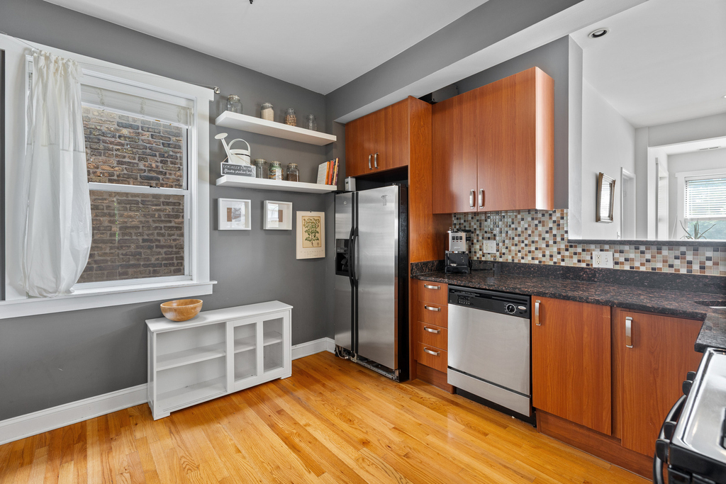 4450 N Beacon Street - Photo 6