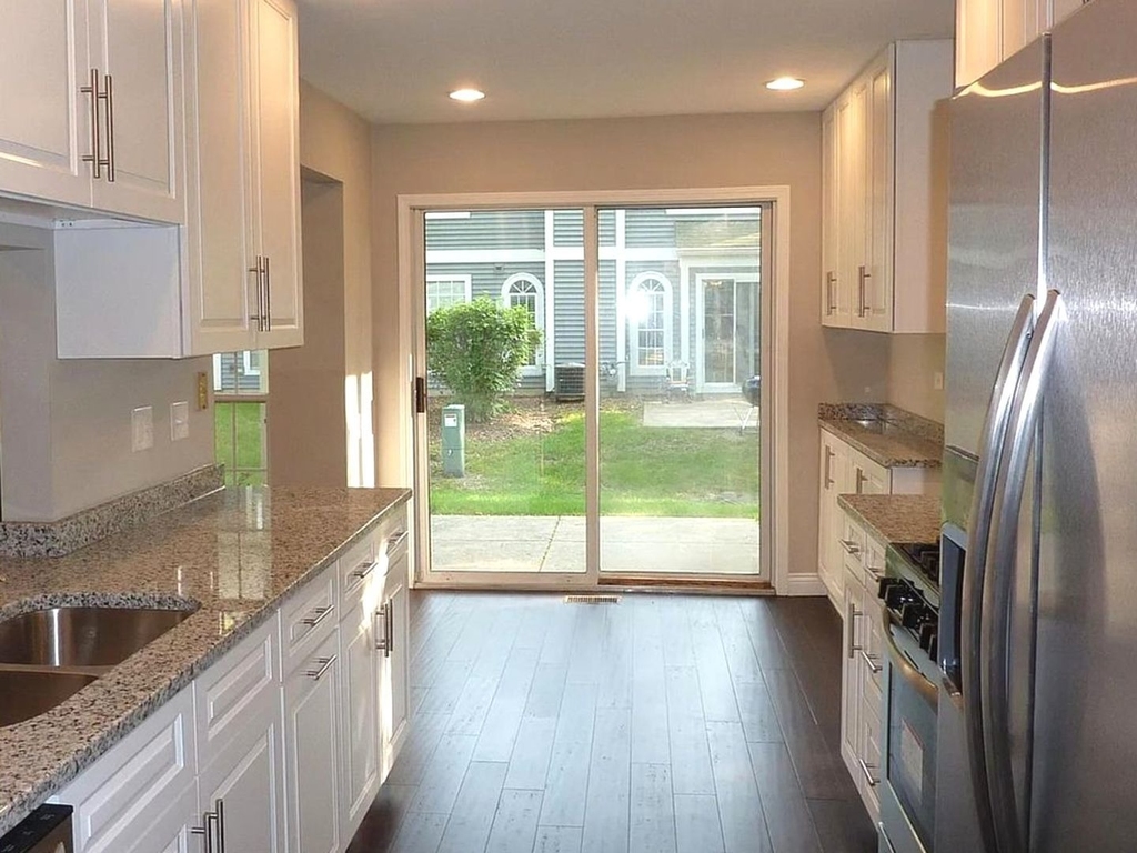 1585 Regan Court - Photo 4