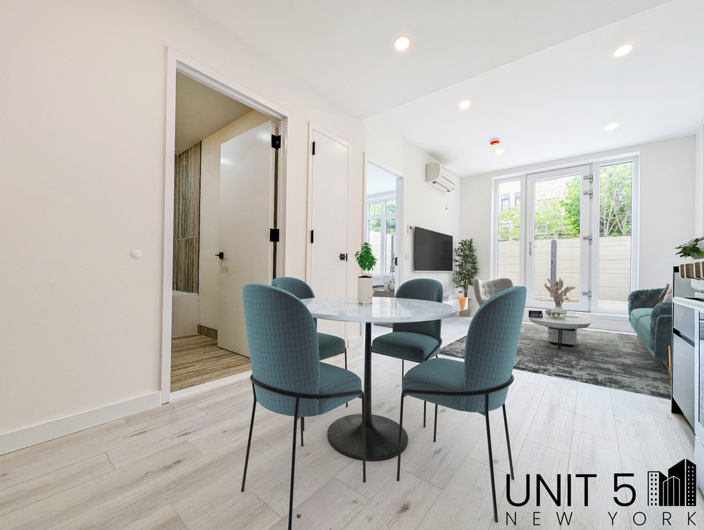 388 Vernon Avenue - Photo 3