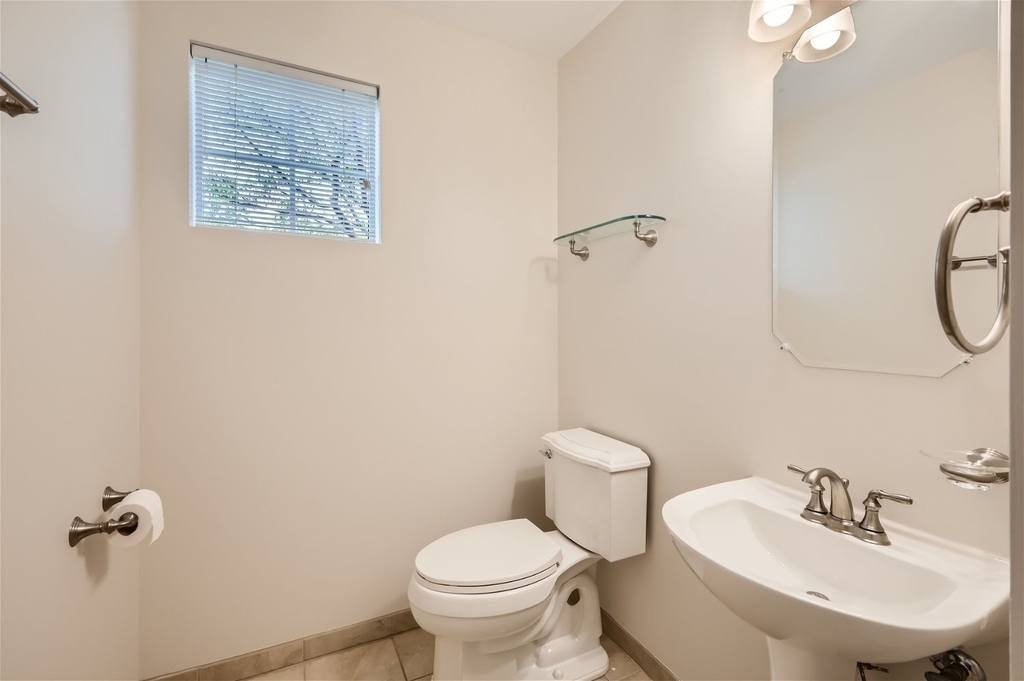 1 Charlotte Circle - Photo 4